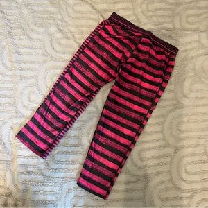 Under Armor Striped Pink Capris (Youth XL)